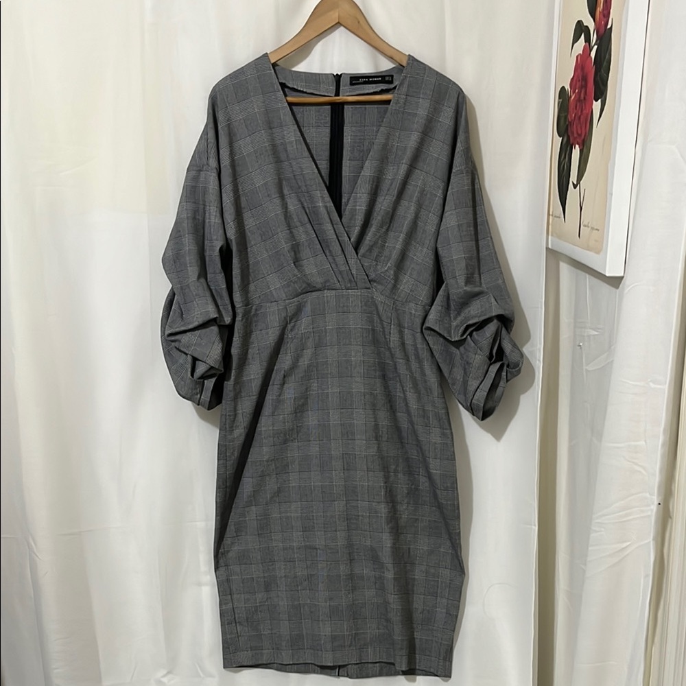 Zara Grey and Black Striped V Neck Dress a325